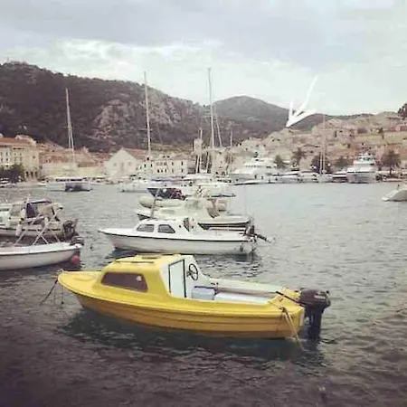 Hvar Old Dalmatian House Junior - Deck 3 شقة هفار